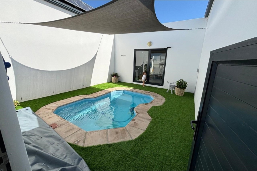 3 Bedroom Property for Sale in Velddrif Western Cape